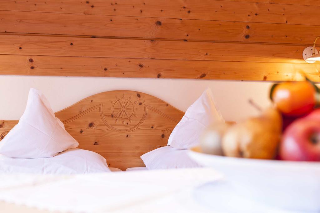 Hotel Jägerhof San Leonhard in Passeier Exteriör bild